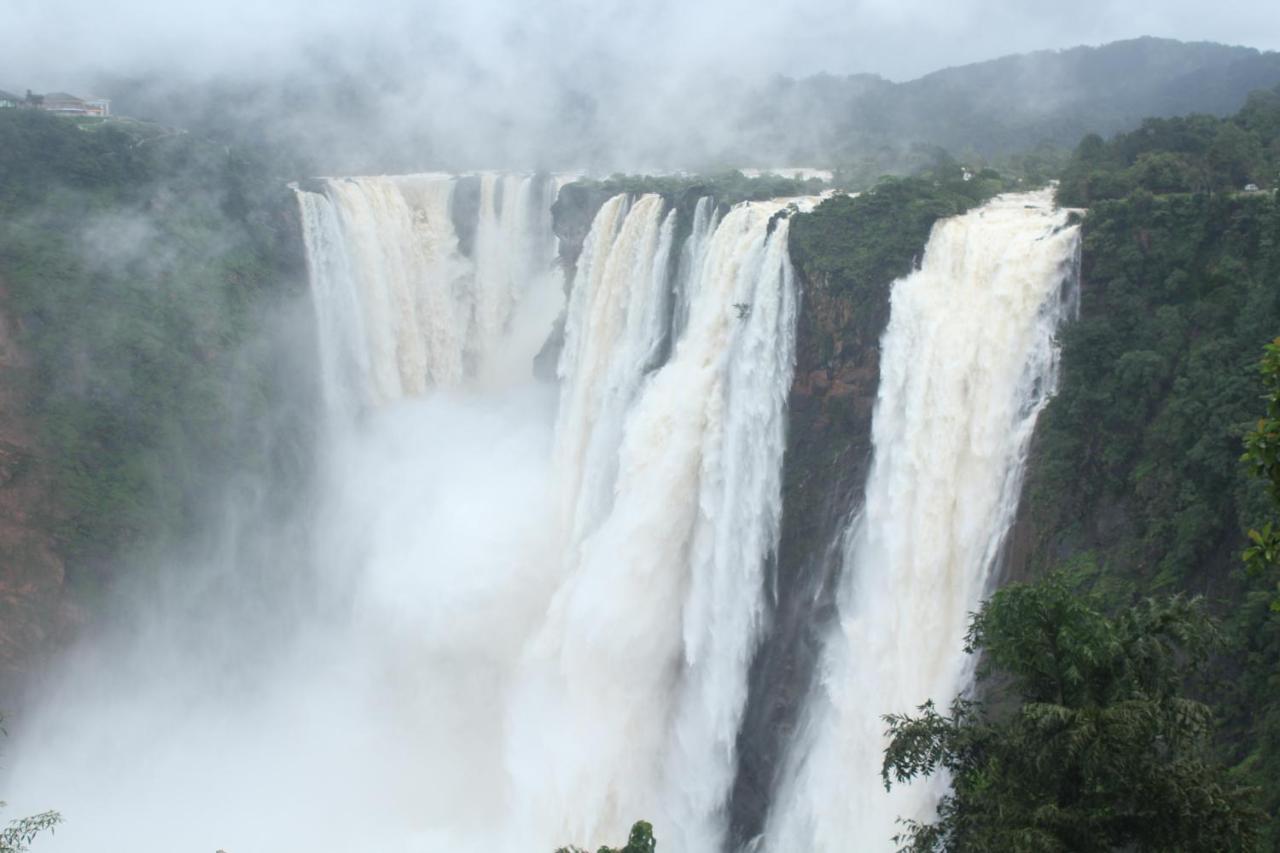 Kstdc Hotel Mayura Gerusoppa, Jogfalls Mavingundi Экстерьер фото